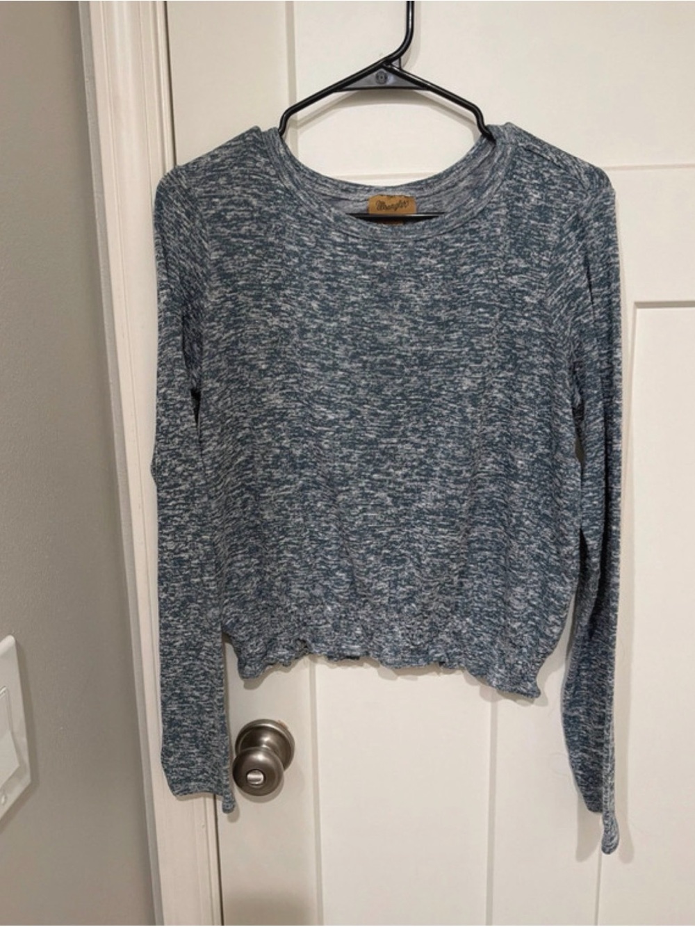 Wrangler Blue Heather Long-Sleeve Crew Crop Top